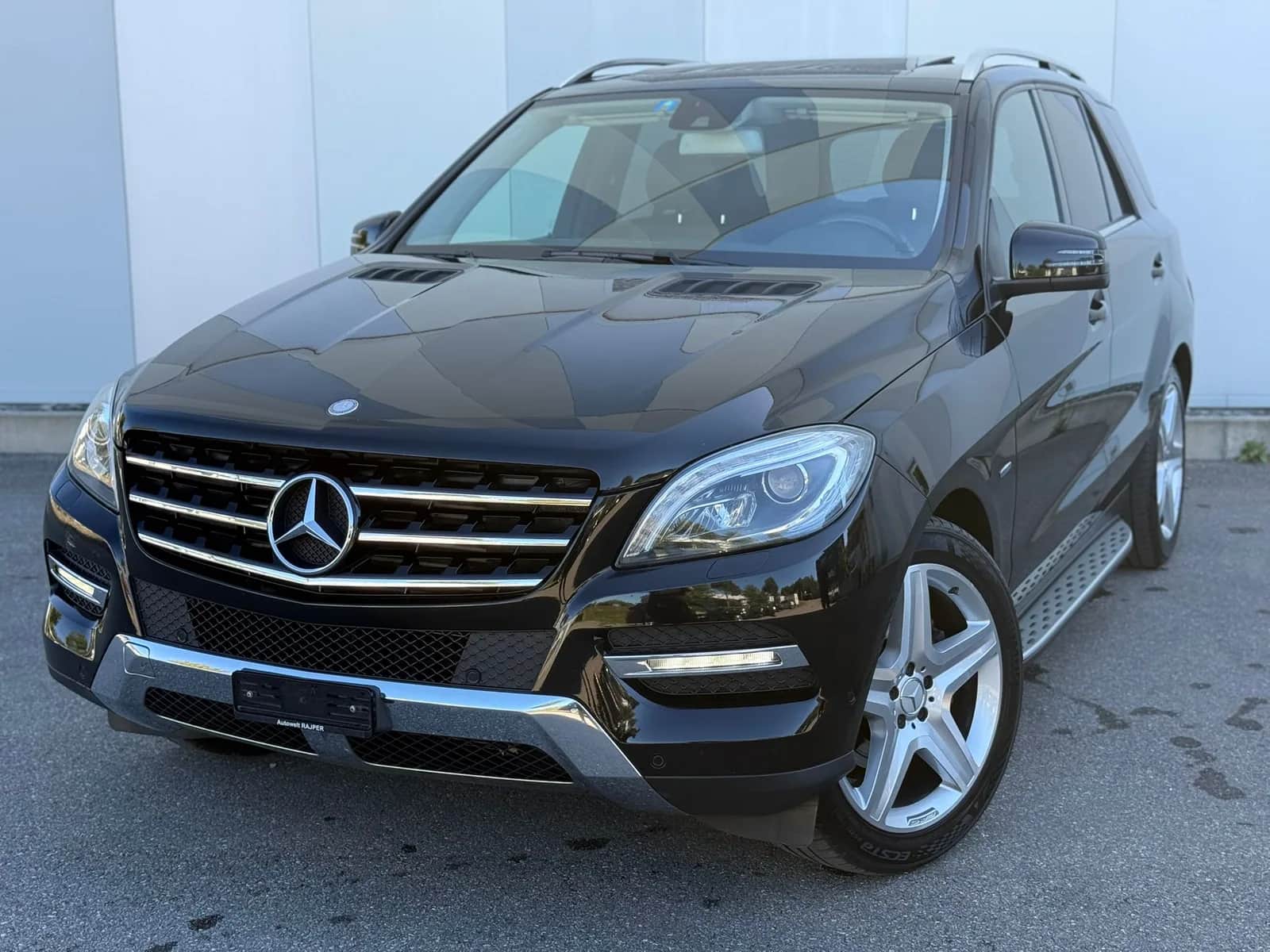 Mercedes-Benz ML 350 BlueTEC 4Matic 7G-Tronic 2012
