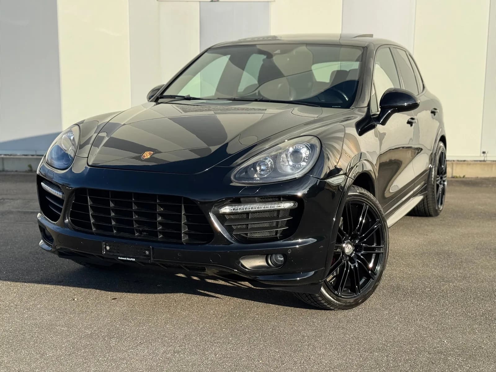 Porsche Cayenne GTS 2013