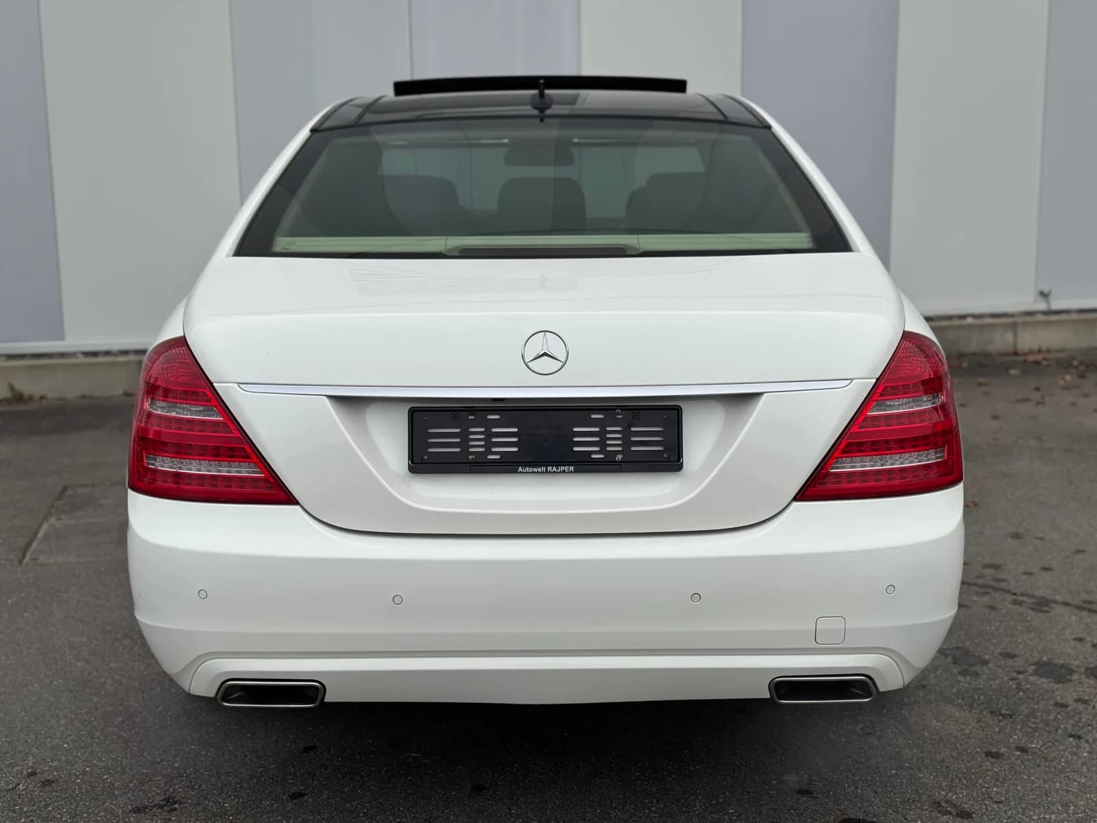 Mercedes-Benz S 350 L BlueEfficiency SS 4Matic 7G-Tronic 2011 thumbnail 5