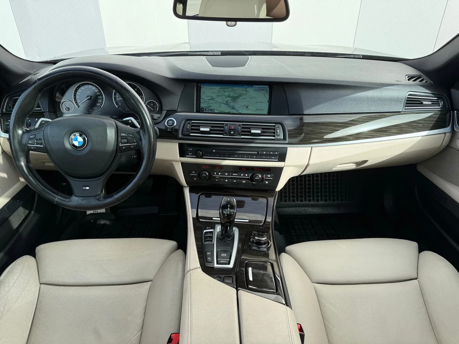BMW 530d xDrive 2013 thumbnail 10