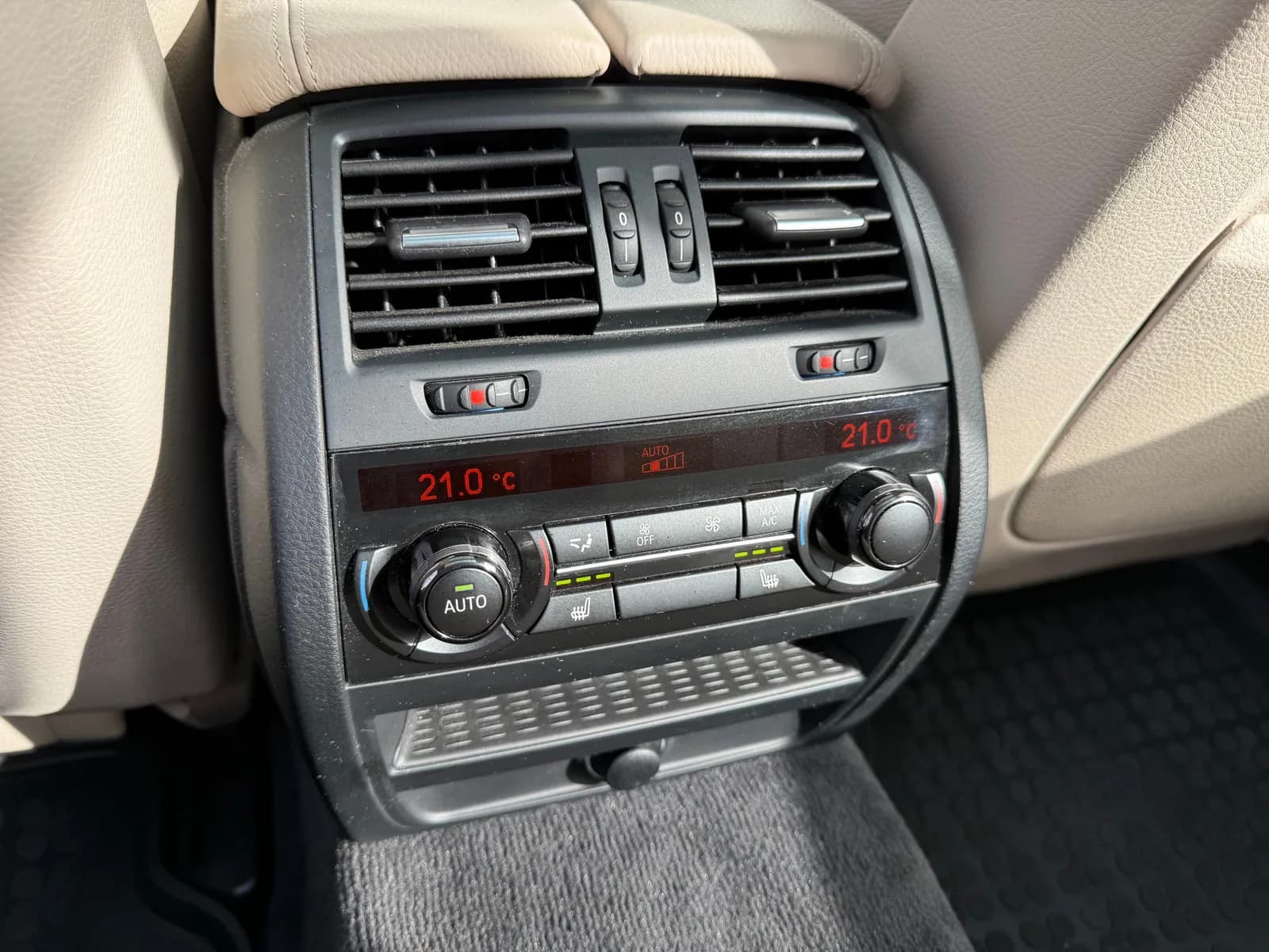 BMW 530d xDrive 2013 thumbnail 14