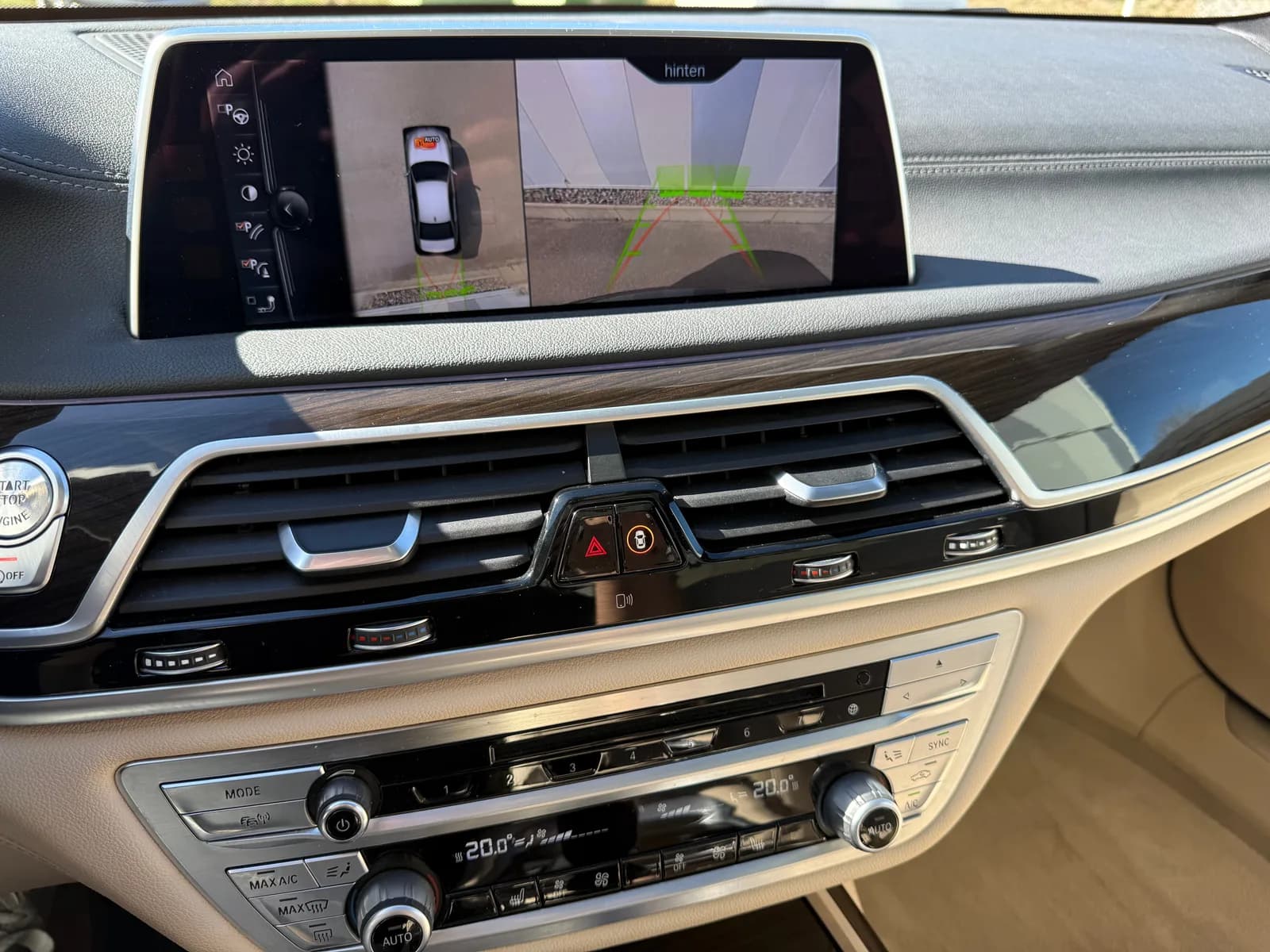 BMW 750i xDrive Steptronic 2016 thumbnail 12
