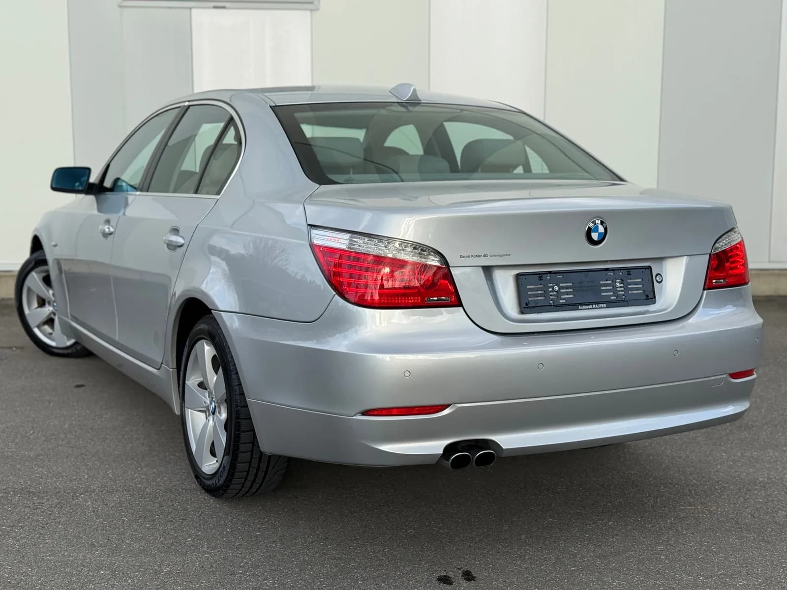 BMW 530xi Steptronic 2008 thumbnail 4