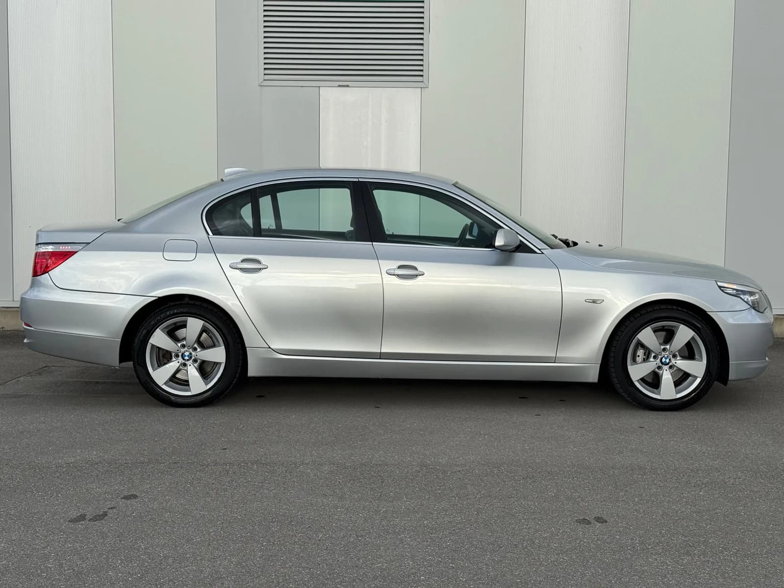 BMW 530xi Steptronic 2008 thumbnail 7