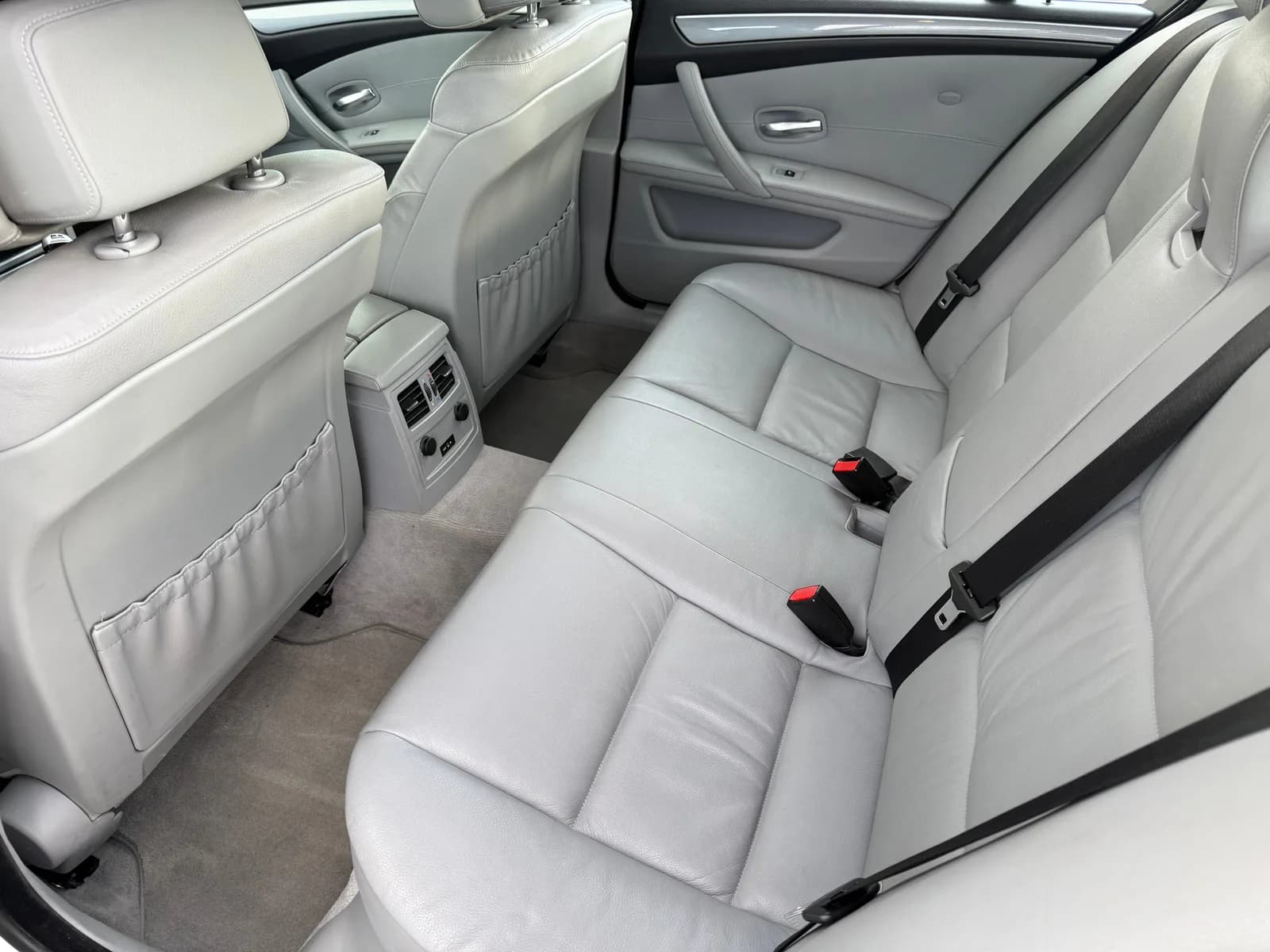 BMW 530xi Steptronic 2008 thumbnail 10