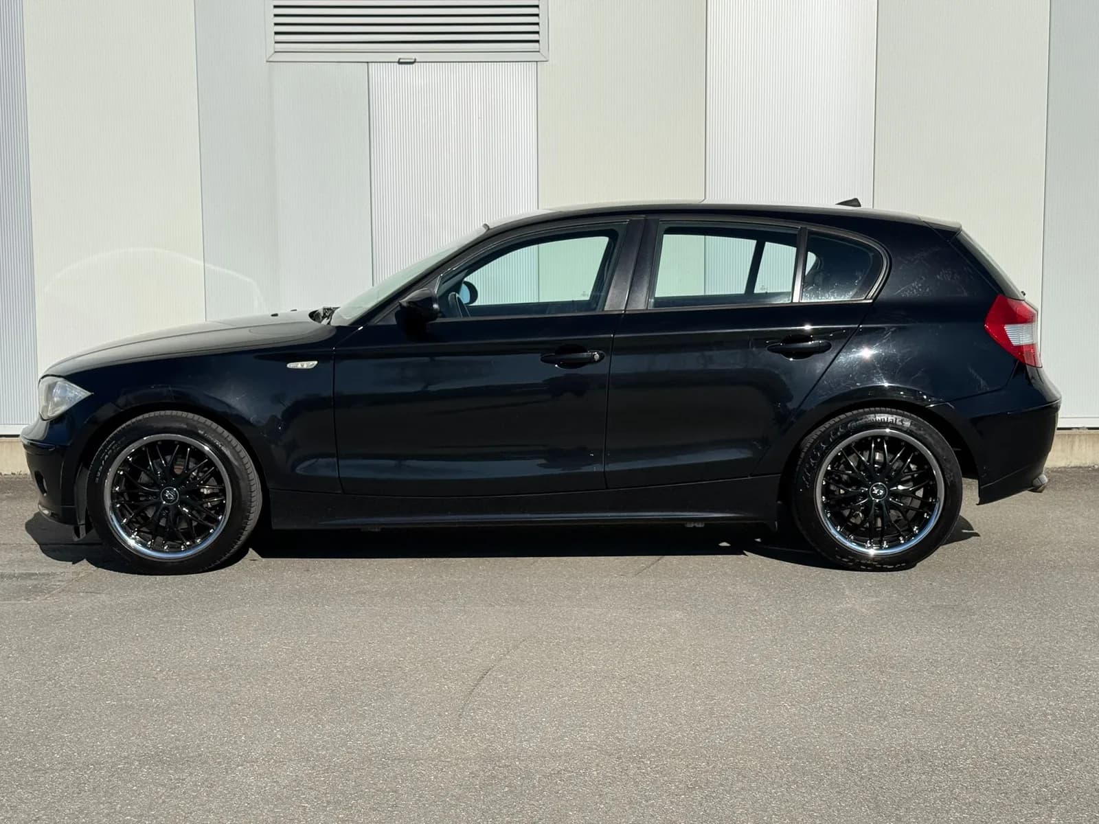 BMW 120d 2007 thumbnail 8