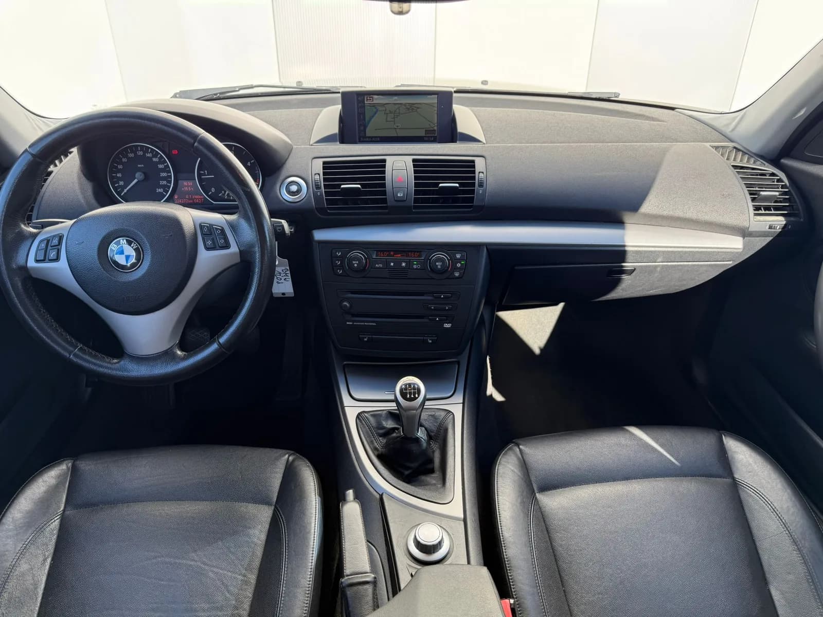 BMW 120d 2007 thumbnail 10