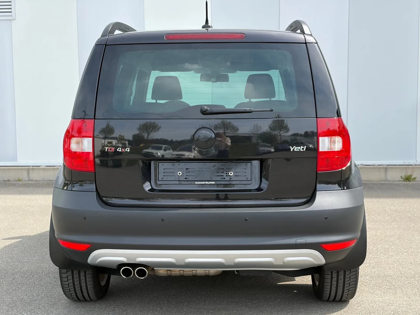 Škoda Yeti 2.0 TDI Ambition 4x4 2010 thumbnail 5