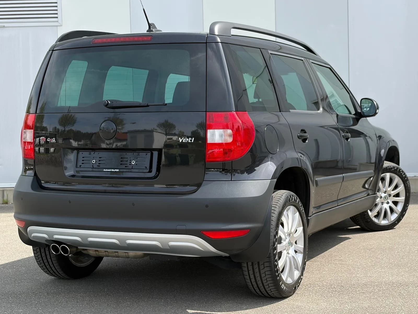 Škoda Yeti 2.0 TDI Ambition 4x4 2010 thumbnail 6