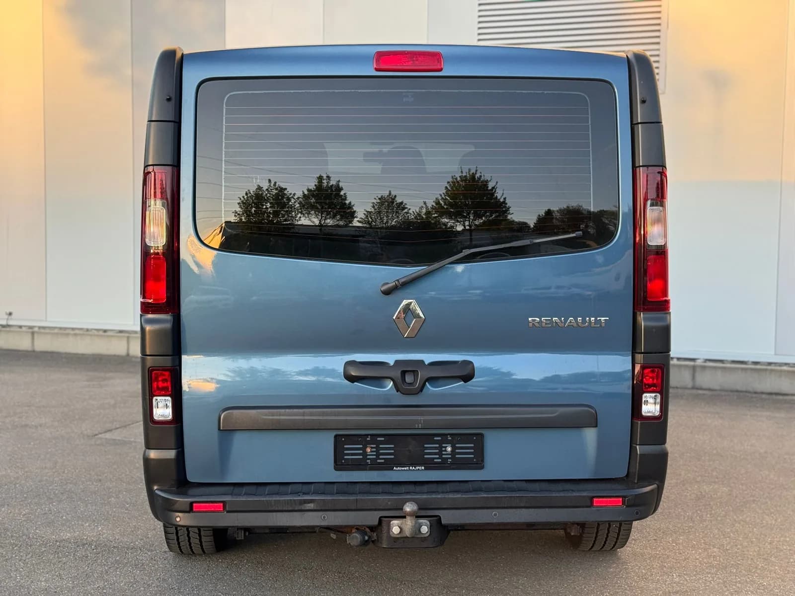 Renault Trafic 1.6 ENERGY TwinT. dCi140 2.9t Business L1H1 2015 thumbnail 5