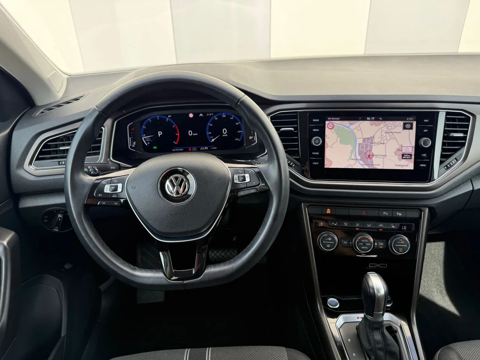 VW T Roc T-Roc 2.0 TSI Advance DSG 4Motion 2018 thumbnail 12