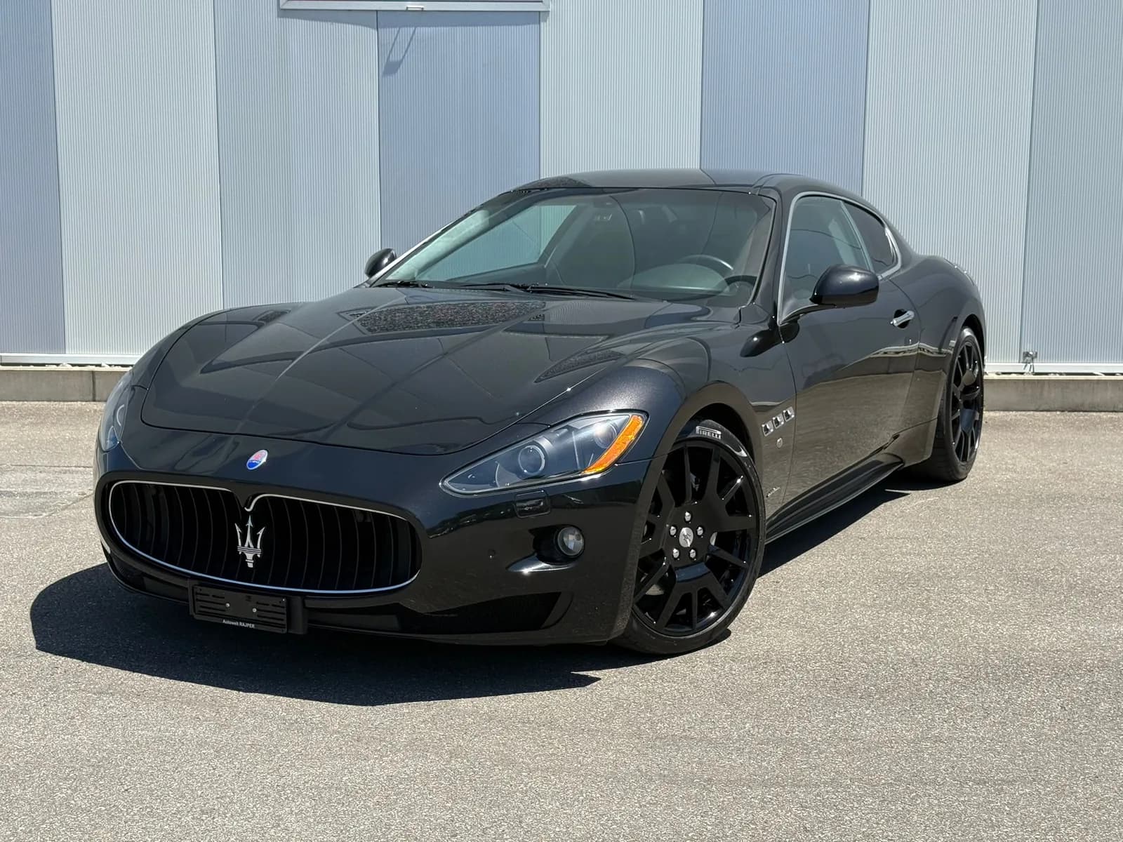 Maserati GranTurismo S Cambiocorsa 2010, Bild 1