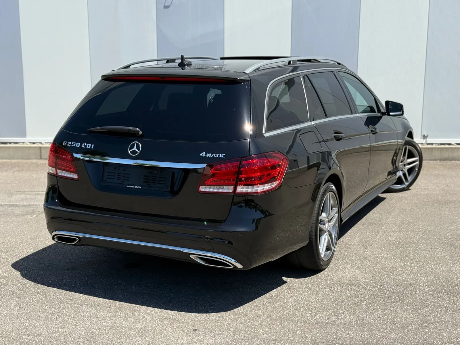 Mercedes-Benz E 250 CDI Avantgarde 4Matic 7G-Tronic 2013 thumbnail 6