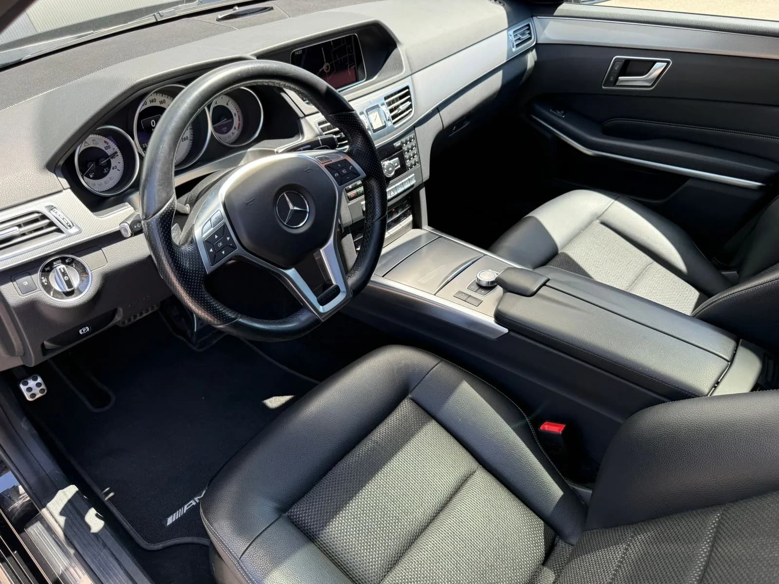 Mercedes-Benz E 250 CDI Avantgarde 4Matic 7G-Tronic 2013 thumbnail 9
