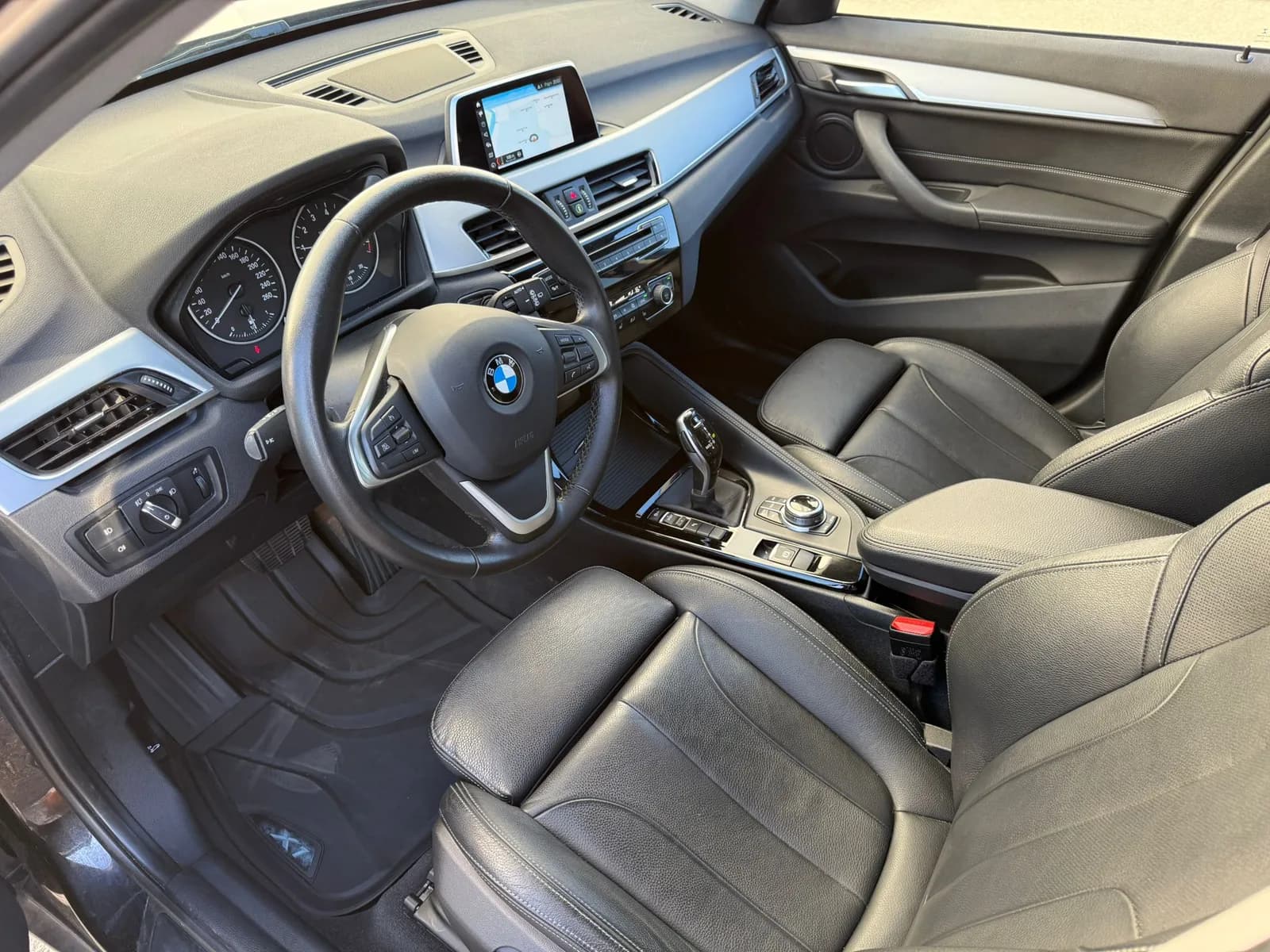 BMW X1 sDrive 18i xLine Steptronic DSK 2017 thumbnail 9