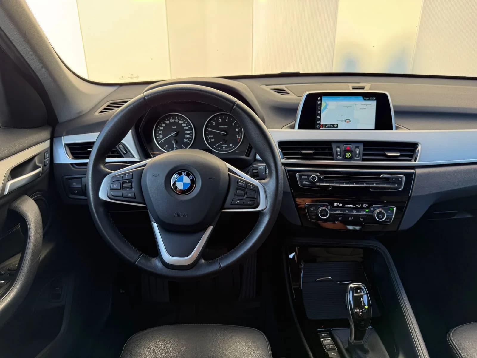 BMW X1 sDrive 18i xLine Steptronic DSK 2017 thumbnail 11