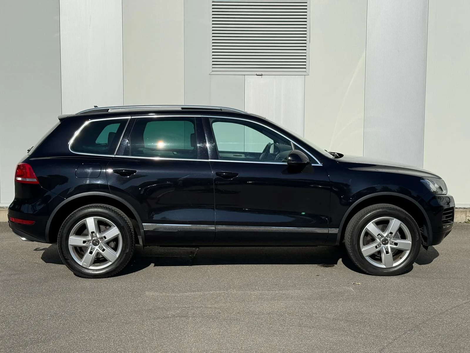 VW Touareg 3.0 TDI BMT Black Pearl Tiptronic 2014 thumbnail 7