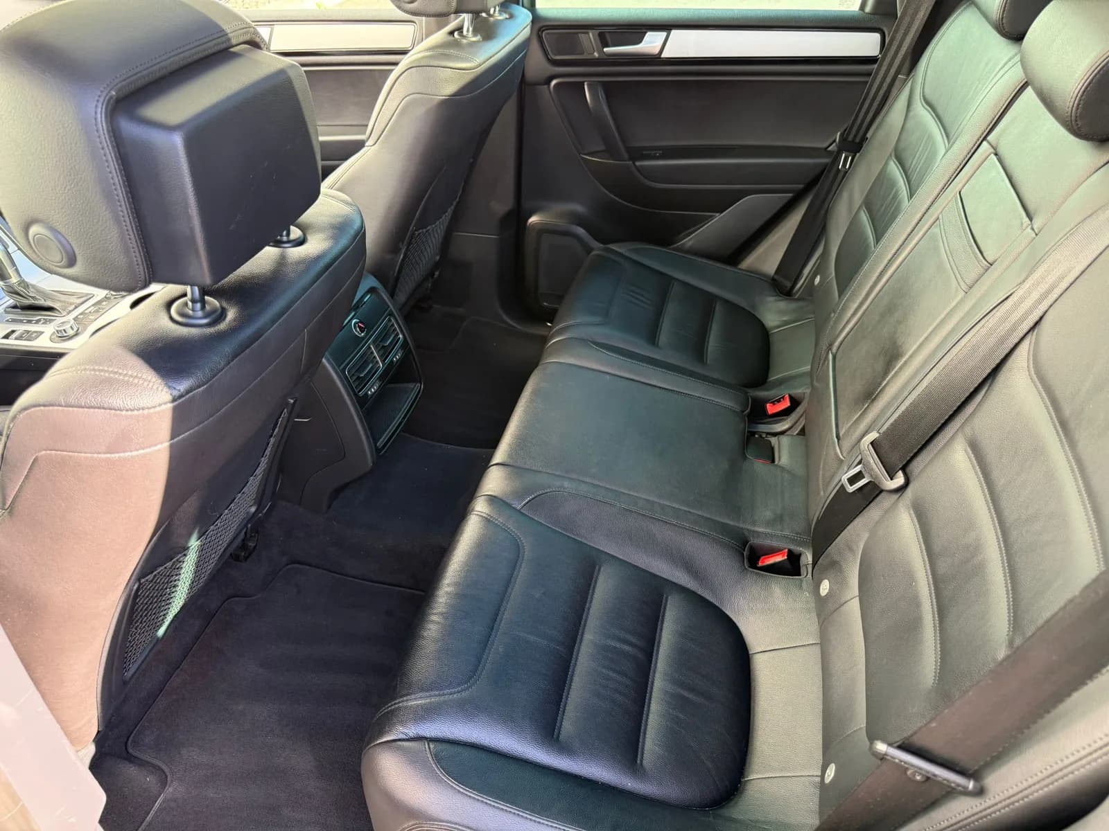 VW Touareg 3.0 TDI BMT Black Pearl Tiptronic 2014 thumbnail 12