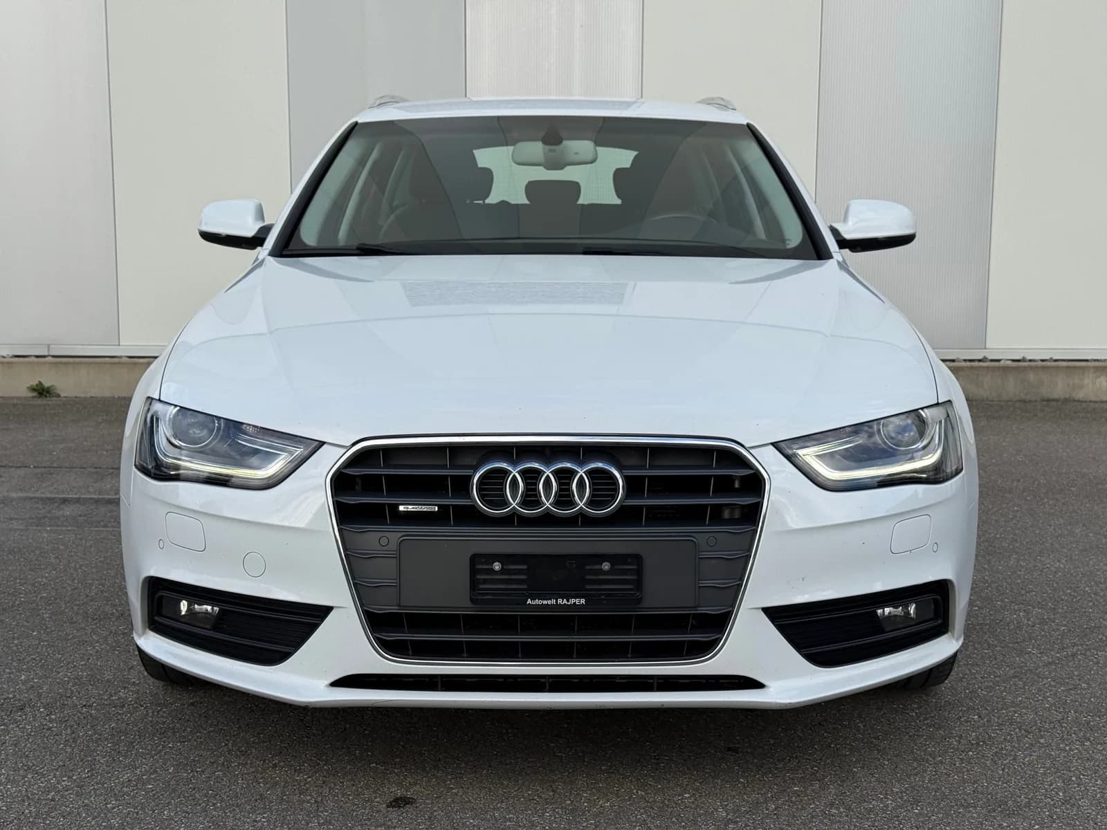 Audi A4 Avant 2.0 TDI quattro S-tronic 2014 thumbnail 2