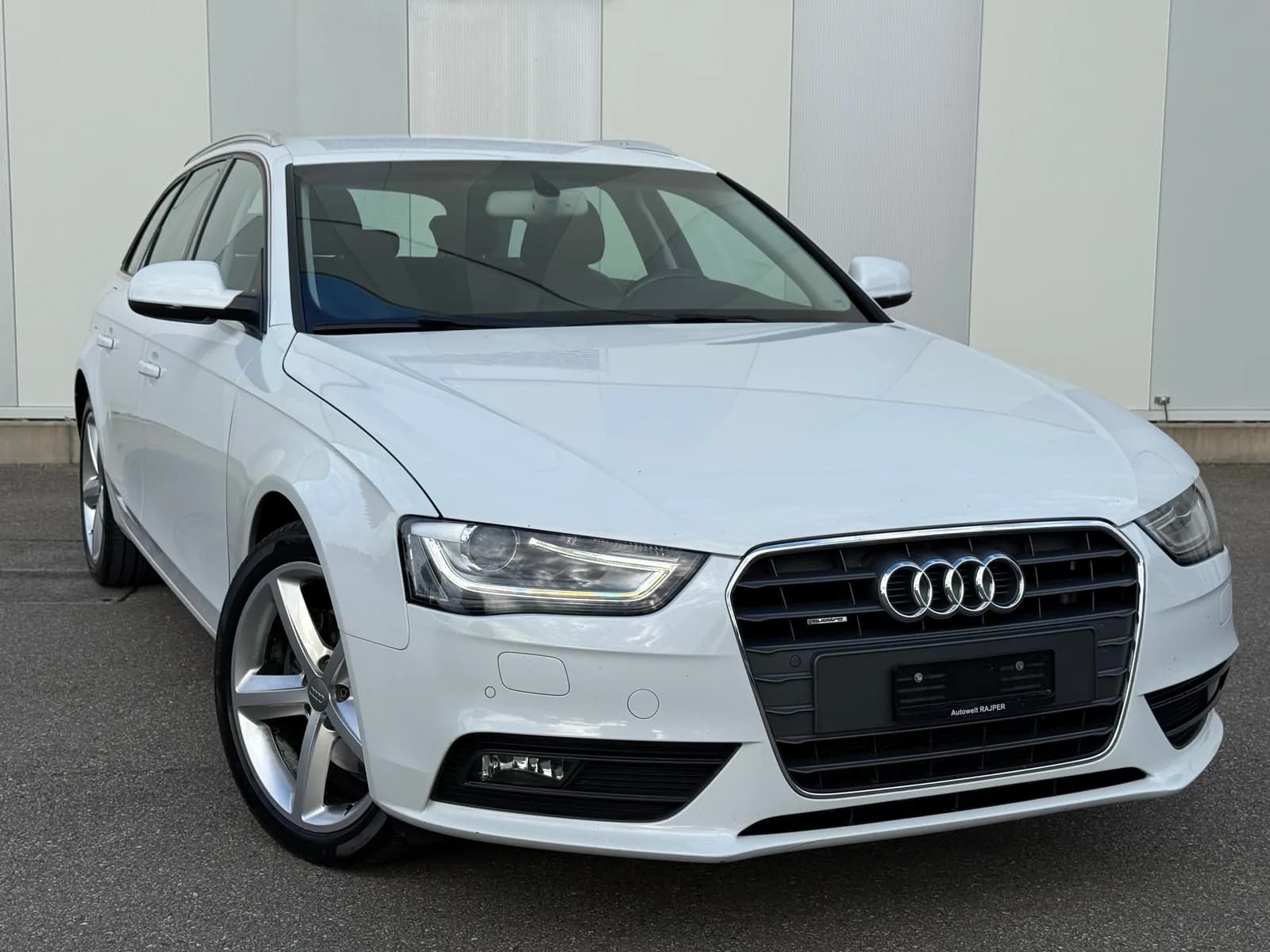 Audi A4 Avant 2.0 TDI quattro S-tronic 2014 thumbnail 3