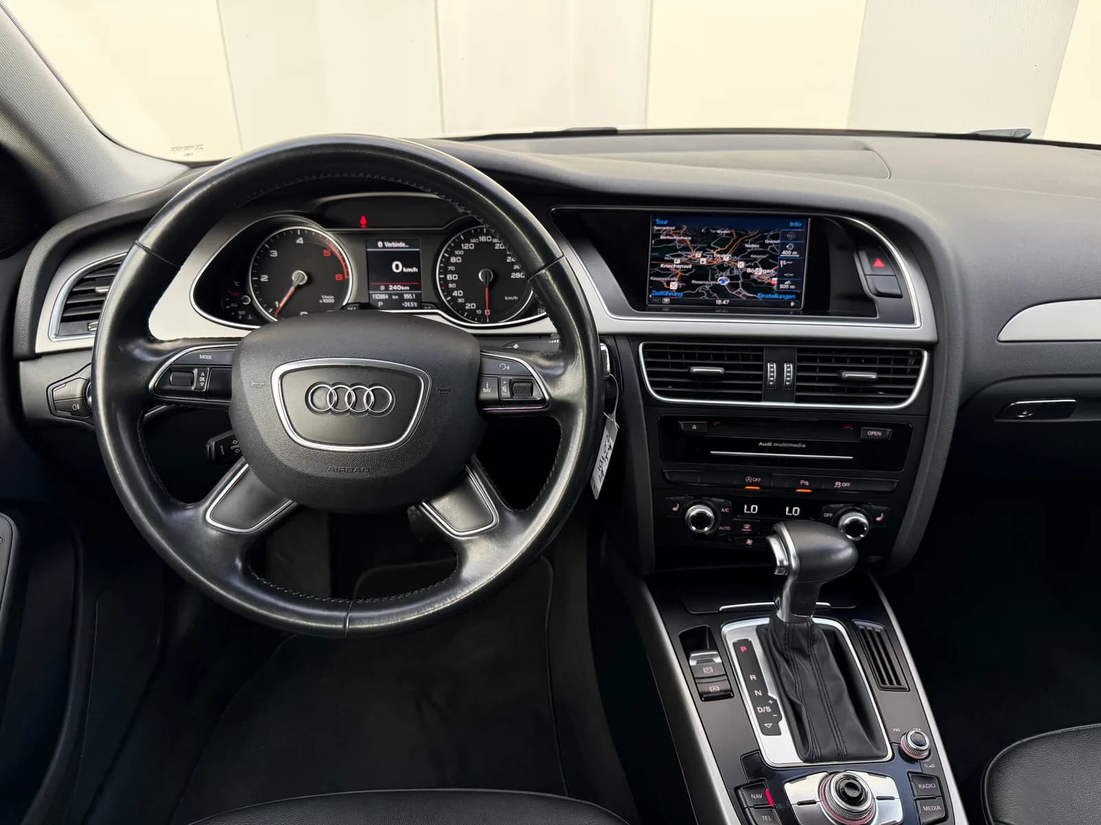 Audi A4 Avant 2.0 TDI quattro S-tronic 2014 thumbnail 11